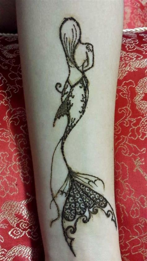 2_Tattoo Trends   Henna Tattoos Henna Design Mermaid Tattoo Designs