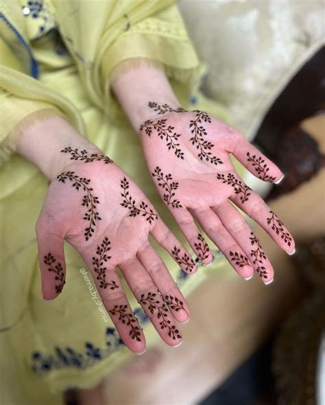 10_70 Most Beautiful Minimal Henna Designs for Every Occasion  Pyaari