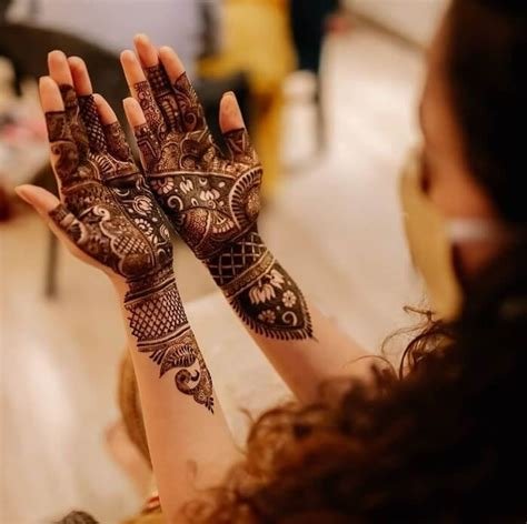 10_Eid Special Modern Mehndi Design Instagram  Moslem Selected Images