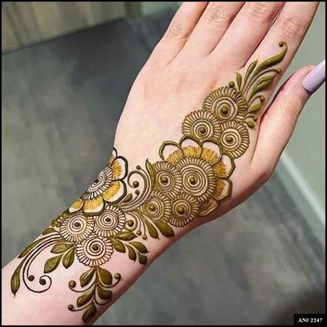 2_Royal Instagram Khafif Mehndi Design 2023  Mehndi design