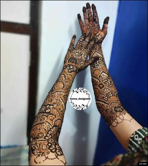 3_Bridal Mehndi Designs  9 Most Adorable Mehndi Design To Try