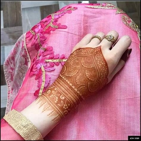 4_Beautiful  Simple Mehndi Designs for Hand  K4 Fashion