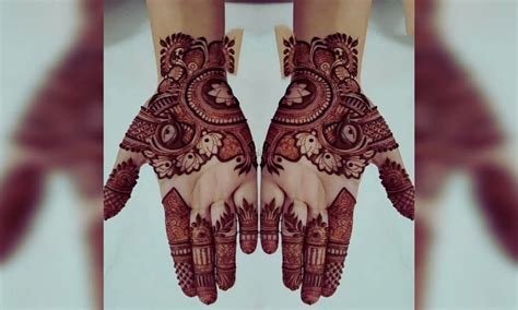 2_100 Discover Stunning Royal Front Hand Mehndi Designs Style Elegance