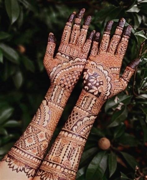 5_16 Best Modern Royal Front Hand Mehndi Design  Mwomenstyle