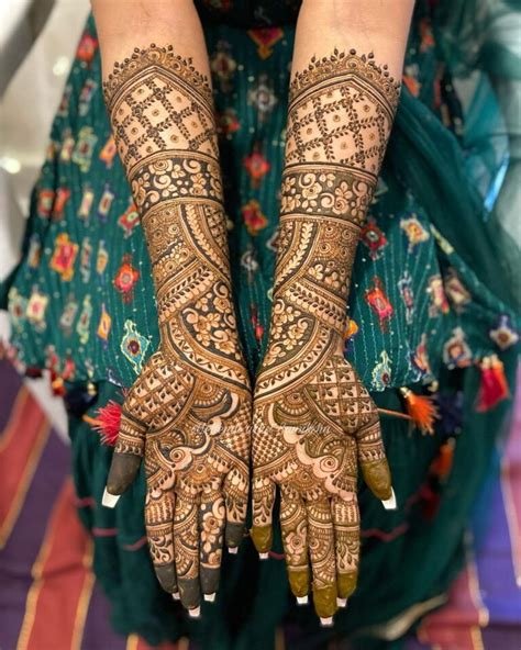 6_20 Royal Front Hand Mehndi Design Pics Simple and Easy