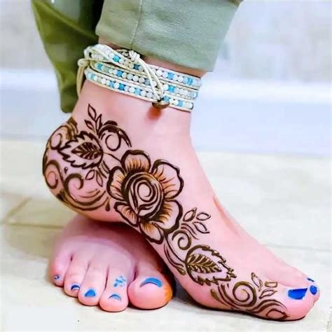 12_21 Simple Foot Mehndi Design That Are Perfect For BridesToBe