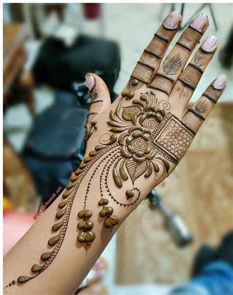 9_Unique Back Hand Mehndi Designs For The Bridesmaids  WedMeGood