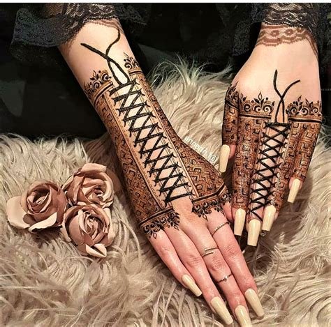 2_New Collection of Modern Mehndi Designs For Hands and Feet  Glossnglitters