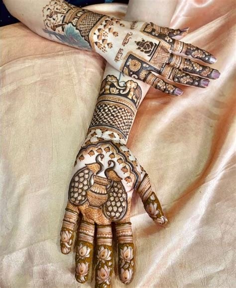 7_23 Latest Peacock Mehendi Designs 2021 For Eid and Festivals