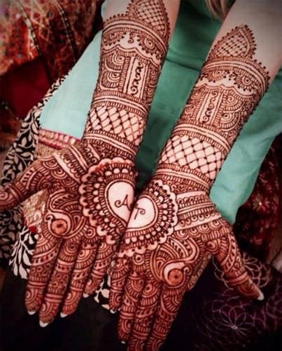 10_Front Mehndi Design Easy and Beautiful Ideas to Adorn Your Hands