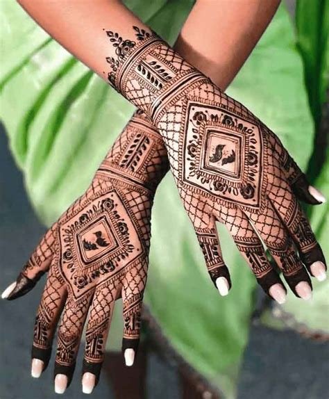 7_Exploring The Exquisite Art of Mughlai Mehndi Designs