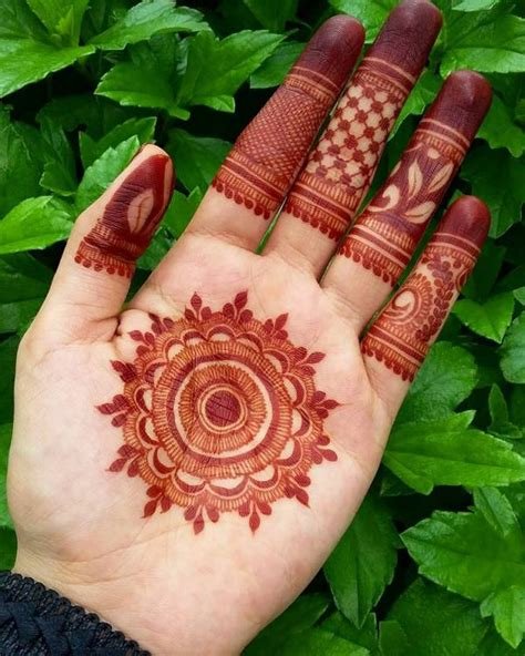 6_20 Stylish Mehndi Designs For Durga Puja  Navratri Mehndi Designs