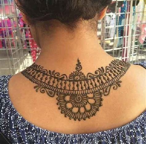 15_Easy and Simple Mehndi design for neck by Mehndi Design