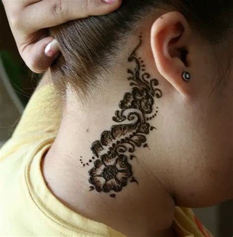 3_12 Superb Neck Mehndi Designs Collection  SheIdeas