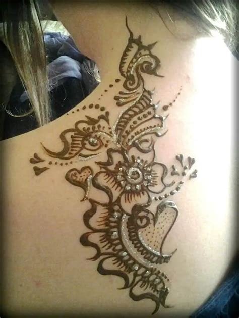 4_12 Superb Neck Mehndi Designs Collection  SheIdeas