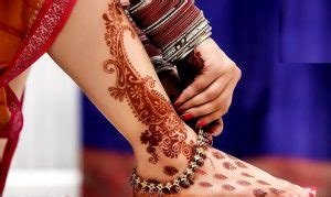 9_12 Stunning Bracelet Mehndi Design That Are Simple Quick and