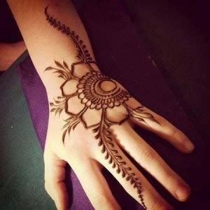 11_Super Trendy  Unique Arabic Mehendi Designs For Brides