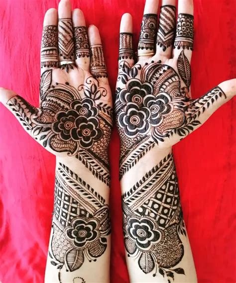 12_Fancy Mehndi Design to Look Gorgeous  Mahendidesigncom