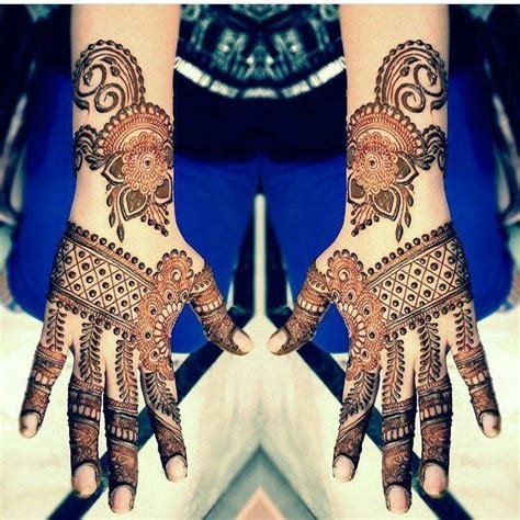 3_Easy Heavy Mehndi Design for Elegant Charm