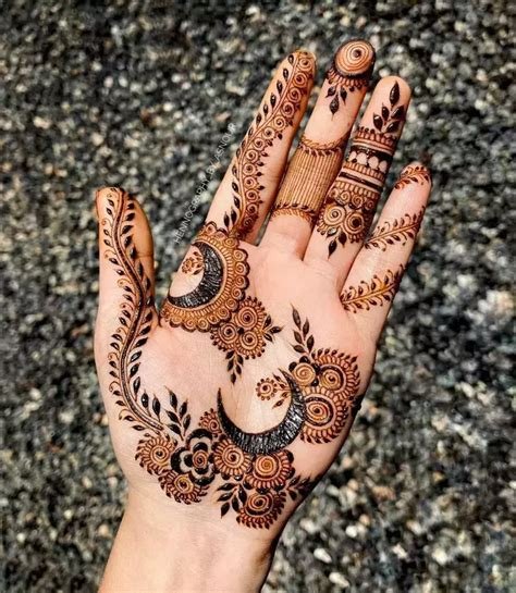 1_31 Beautiful Instagram Mehndi Designs For 2024  Fabbon