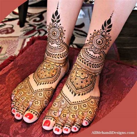 12_Leg Mehndi Designs  25 Simple and Easy Leg Mehndi Designs For Women In