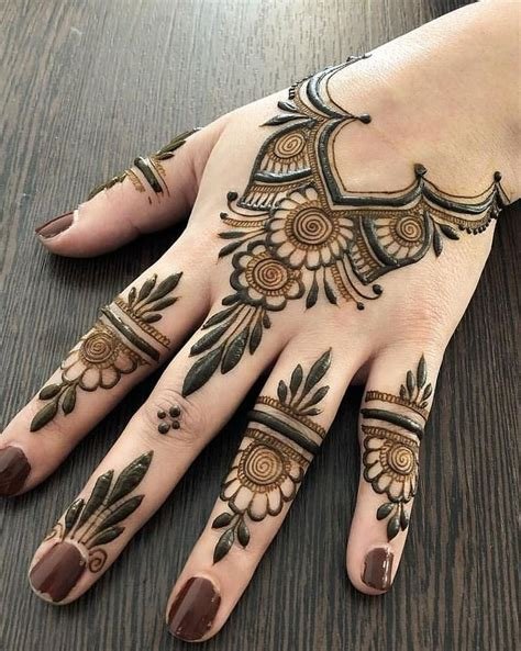 13_Mehndi Design 2021 New Simple Styles  Latest Henna  Meri Web