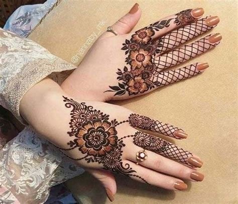 4_Mehndi Design 2021 New Simple Styles  Latest Henna  Meri Web