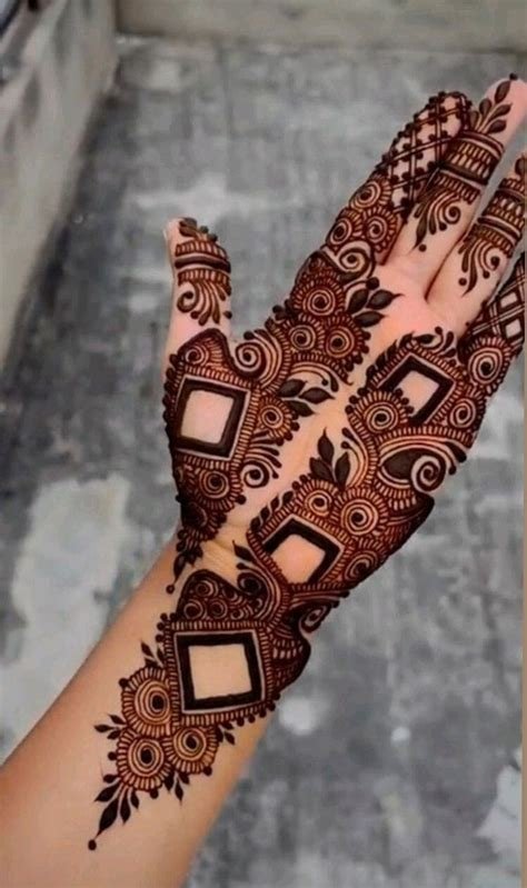 14_70 Simple Mehndi Designs For Hands  Body Art Guru