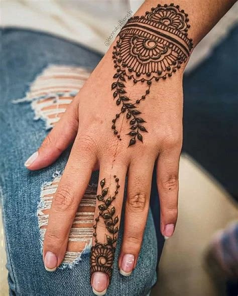 4_50 Henna Tattoo Ideas  Beautiful Inspirations