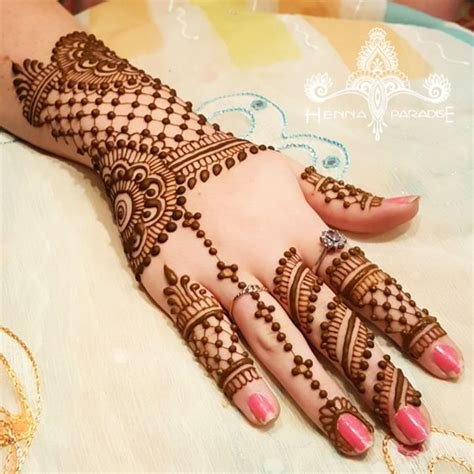 2_30 Stylish and Modern Arabic Mehndi Designs to inspire you  Wedandbeyond