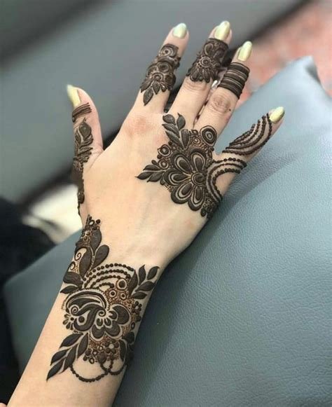 15_Best Eid Mehndi Designs For Hands To Try Now  FashionGlint