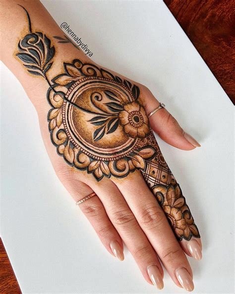 7_Top 15 Floral Mehndi Designs for Hands  Feet