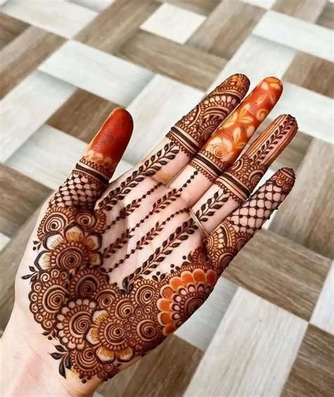 5_Easy Flower Mehndi Designs For Palm  Best Flower Site