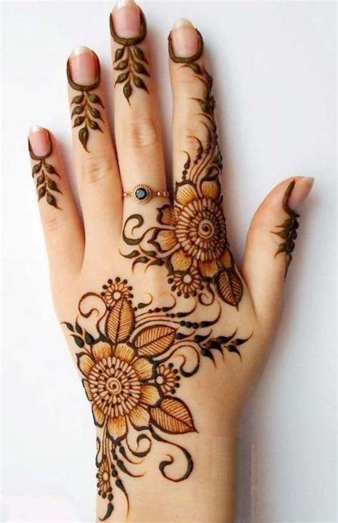 1_Top 111 Latest  Simple Arabic Mehndi Designs for Hands  Legs