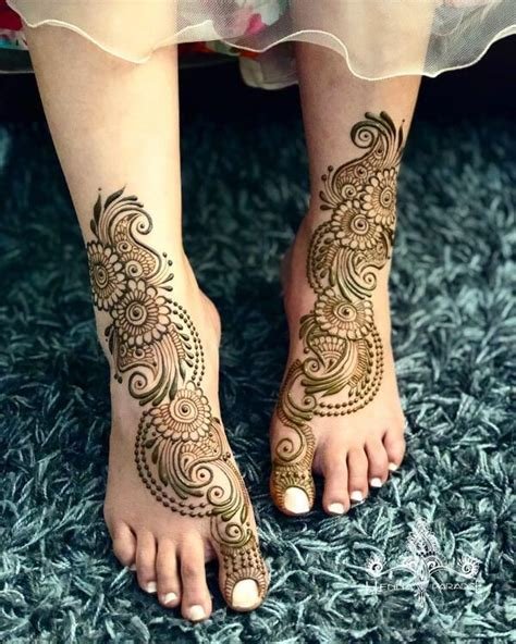 10_Top 50 Bridal Mehndi Designs You Should Try in 2019