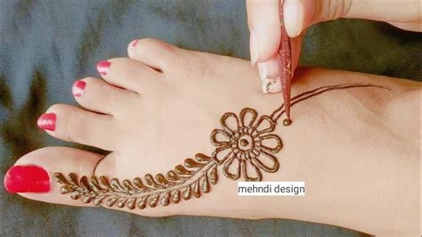 9_Simple Foot Mehndi Designs 2023 Images AKA Pero ki Mehndi