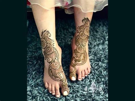 1_Adorning Your Feet A Comprehensive Guide To Pairo Ki Mehndi Designs
