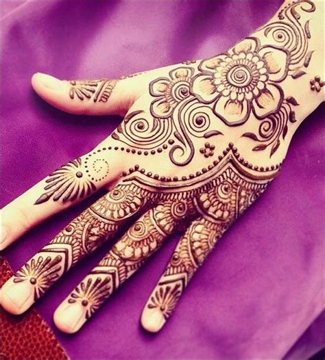7_15 Pretty Pakistani Arabic Mehndi Designs For You