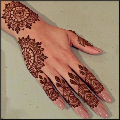 8_Easy Mehndi Designs For Beginners Step By Step