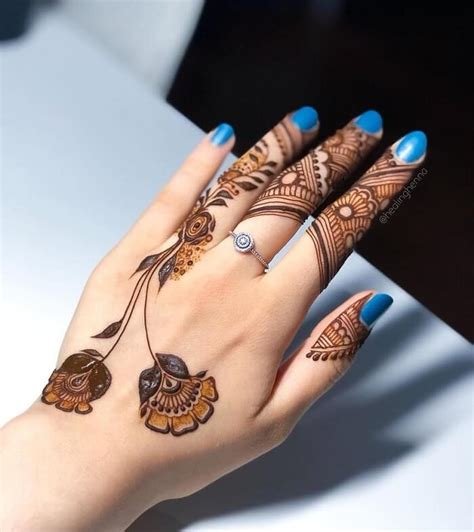 7_22 Latest Pakistani Mehndi Designs Images 2020  SheIdeas