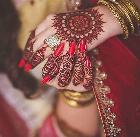 15_Latest and popular Gol Tikki Mehndi Designs with picture 20202021