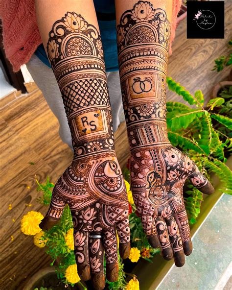 12_45 Remarkable Peacock Mehndi Designs for the Brides of Today