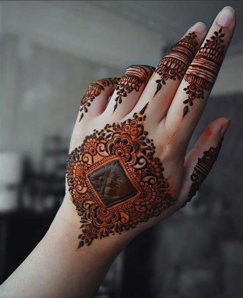 3_Simple Pakistani Mehndi Designs