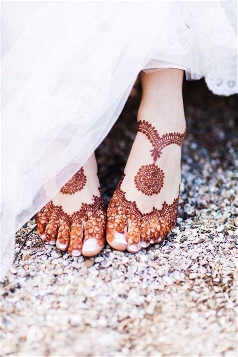 8_Best  latest mehndi Dizain Collection Images to try in 2020  Weddingbels