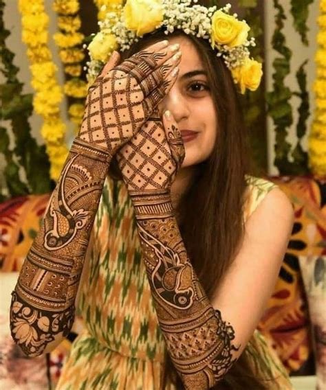 12_4 Arabic Bridal Mehndi Designs For The Modern Bride With A Personal Touch