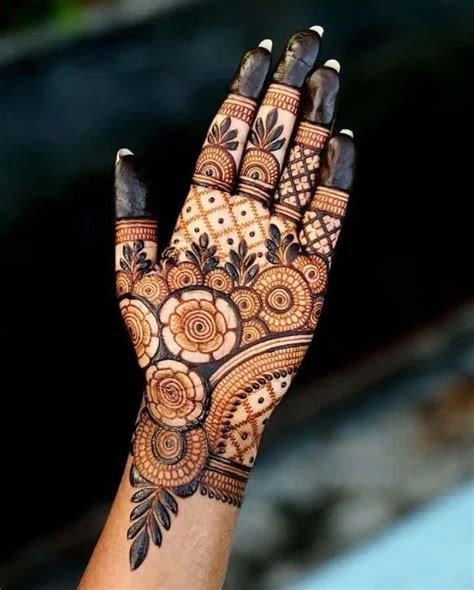 12_Simple and Plain Mehndi Design Ideas for Your Hands