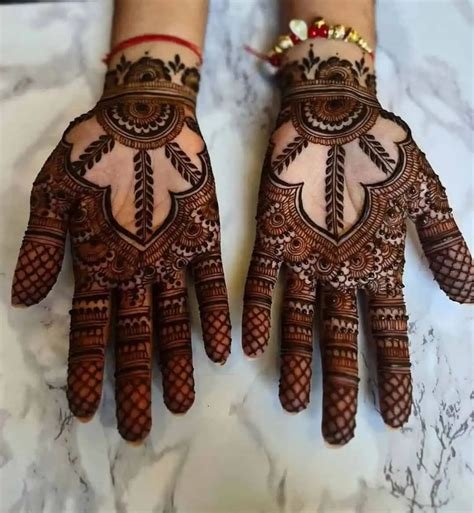 1_Simple and Plain Mehndi Design Ideas for Your Hands