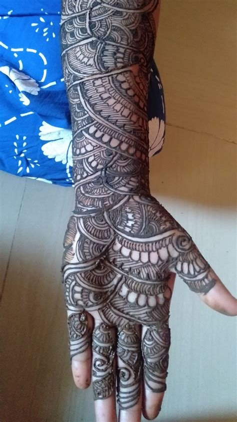 8_Name Mehndi Designs For Hands  These henna patterns are easy to