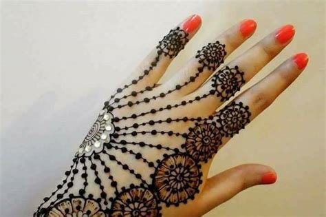 1_Priya Mehndi Art  Mehndi  Preet Vihar  Weddingwirein