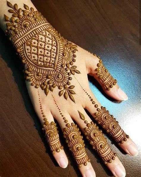 1_15 Latest  Unique Rajasthani Mehndi Designs You Should Try in 2020